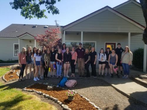 OVS staying active in the community and hosting North Valley High School’s career day. Together they toured the hospital, performed a complete exam on a horse, and most importantly discussed the pursuit of professional careers
